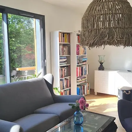 Maison En Bois Chaleureuse Avec Bain Nordique