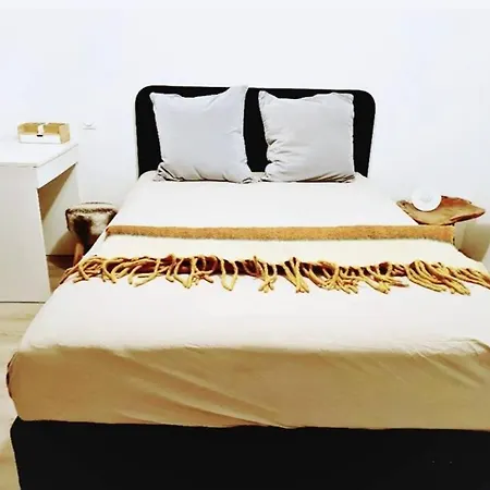 Maison En Bois Chaleureuse Avec Bain Nordique *